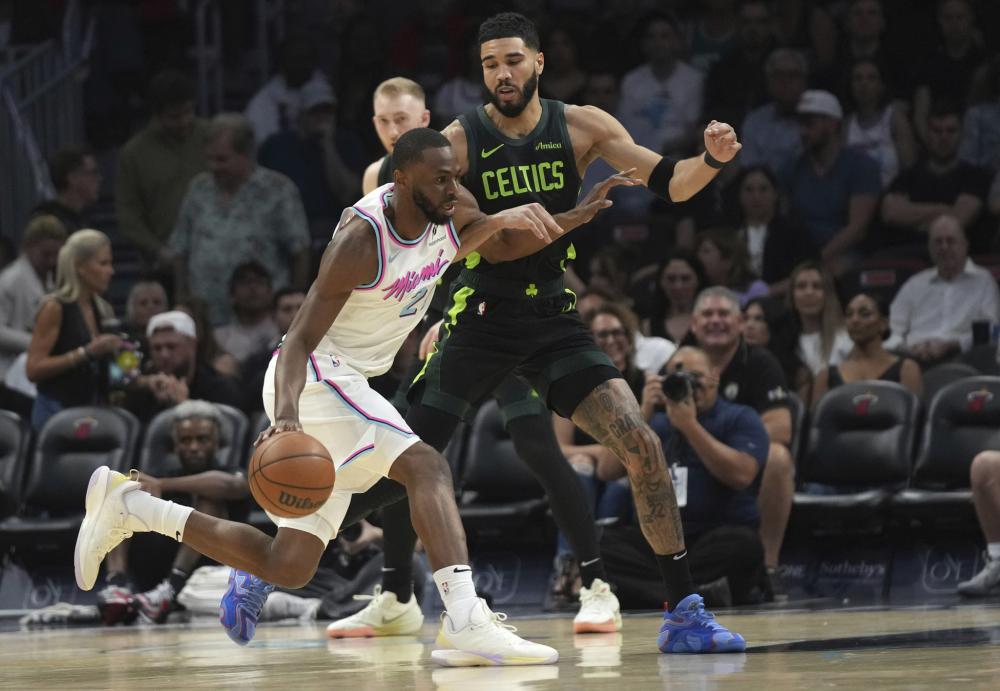 球场决策等 球场决策等