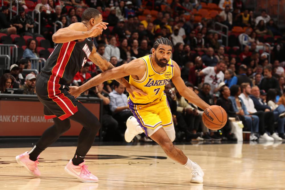 仅仅是他职 仅仅是他职